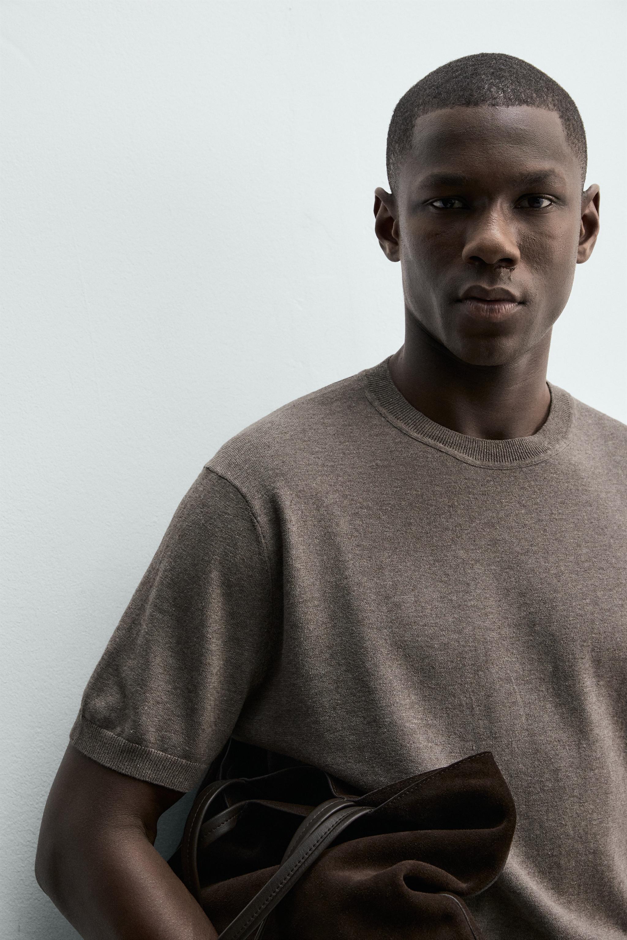 T-SHIRT EN MAILLE REGULAR FIT